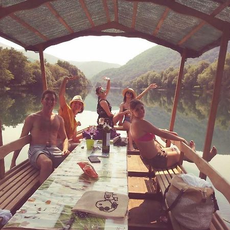 Apartment Terra & Boat Trip Біхач Екстер'єр фото